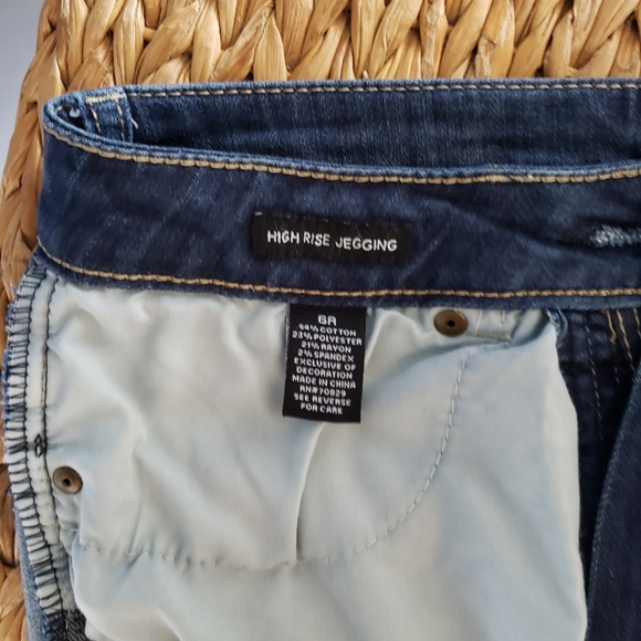 Rue21 high rise skinny jeans - Picture 2 of 4